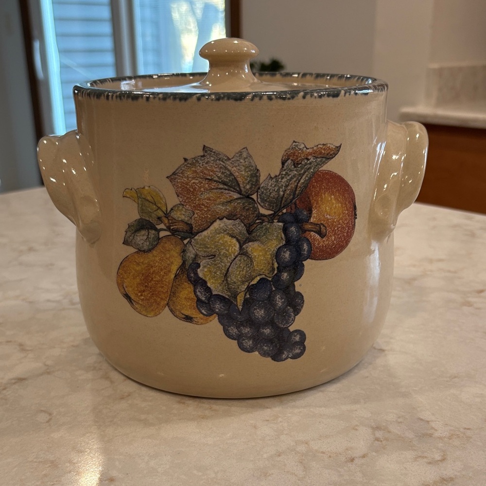 Home&Garden Party Ltd vintage Kitchen  Stoneware Crock with matching basket